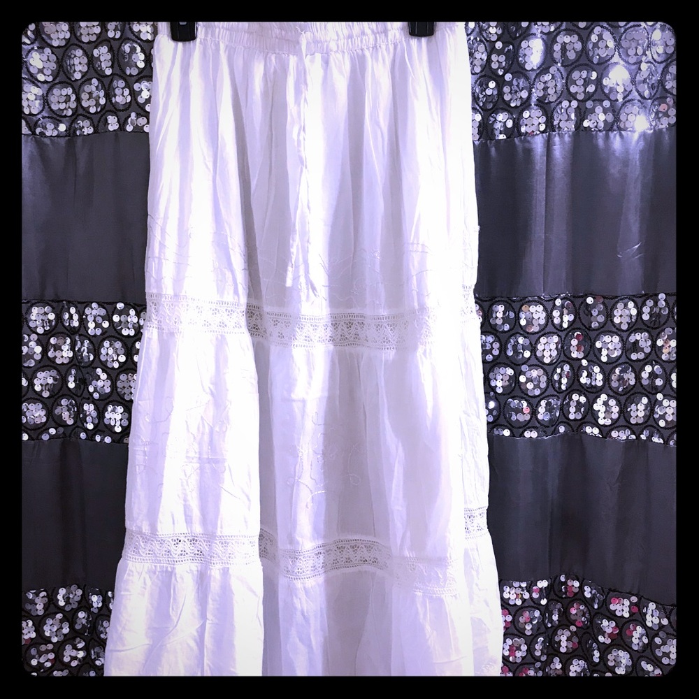 White lace skirt